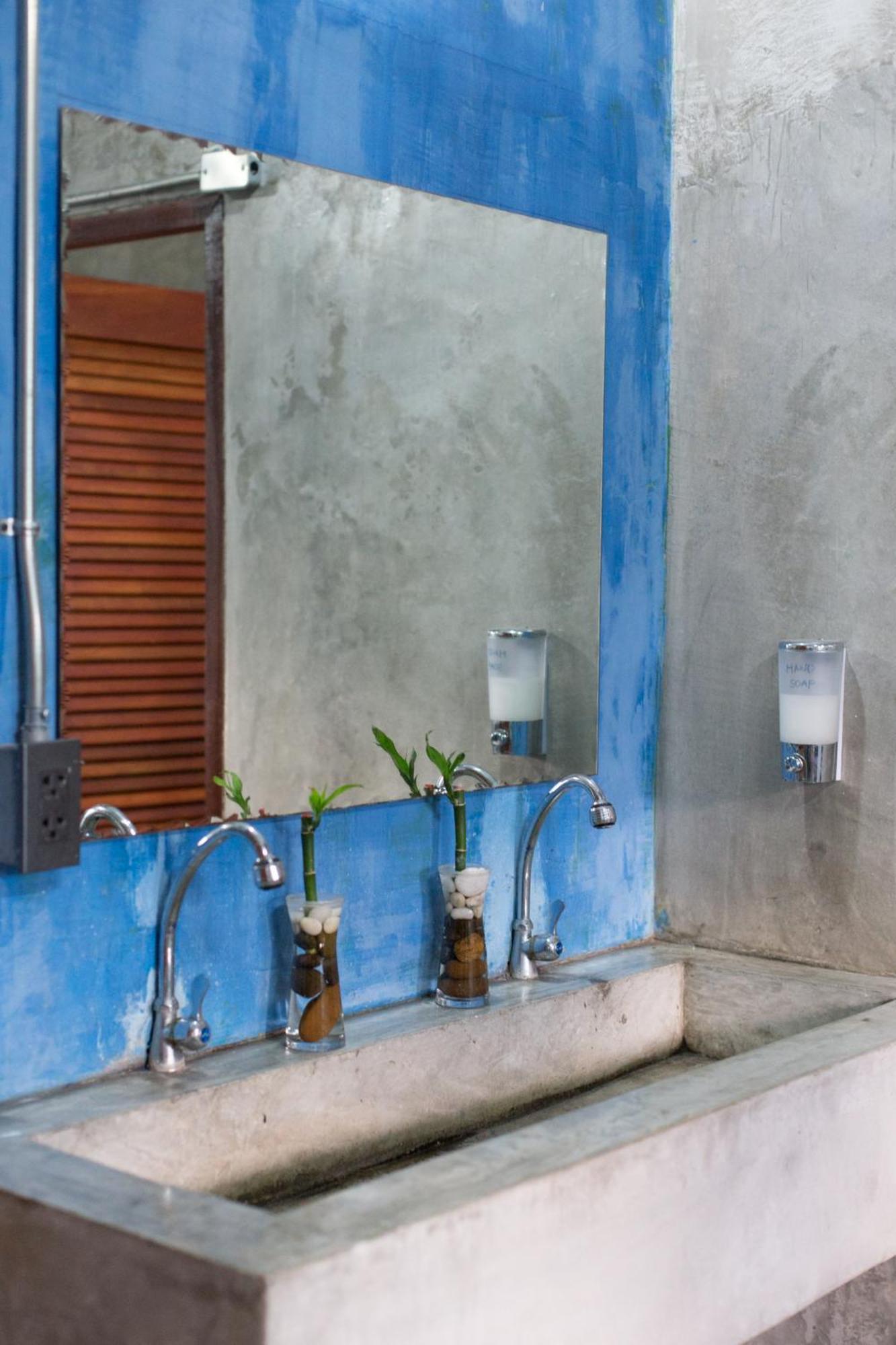 Zz Hostel Chiang Mai Exterior photo