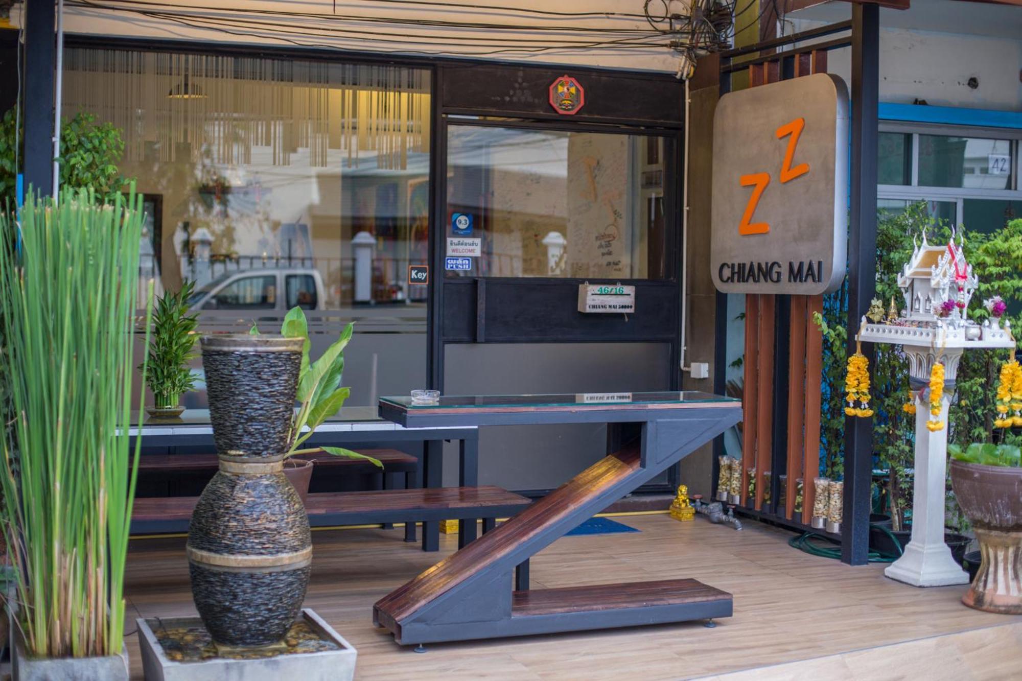 Zz Hostel Chiang Mai Exterior photo
