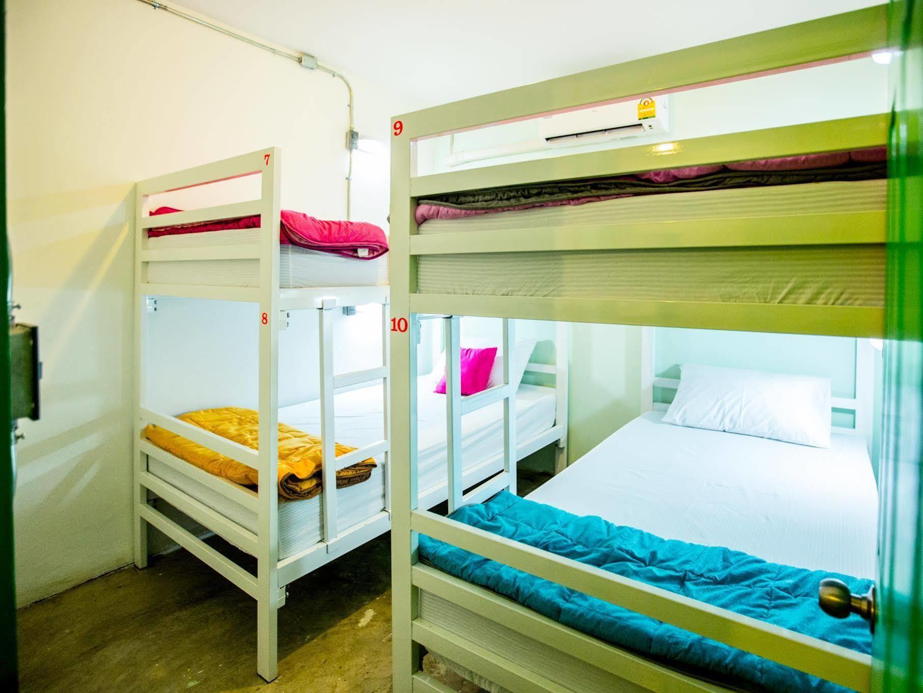 Zz Hostel Chiang Mai Exterior photo