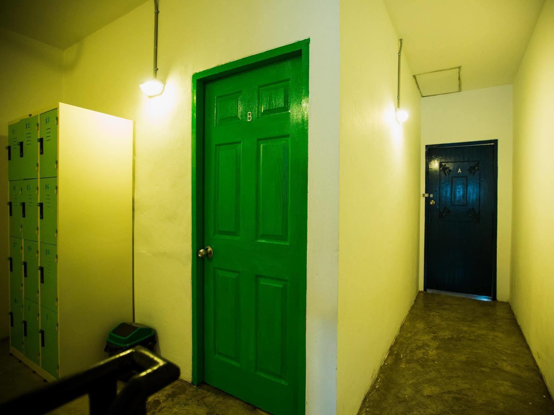 Zz Hostel Chiang Mai Exterior photo